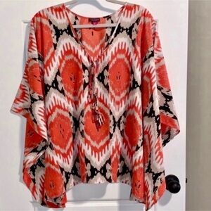 Gorgeous Large Vince Camuto Blouse(NWOT)